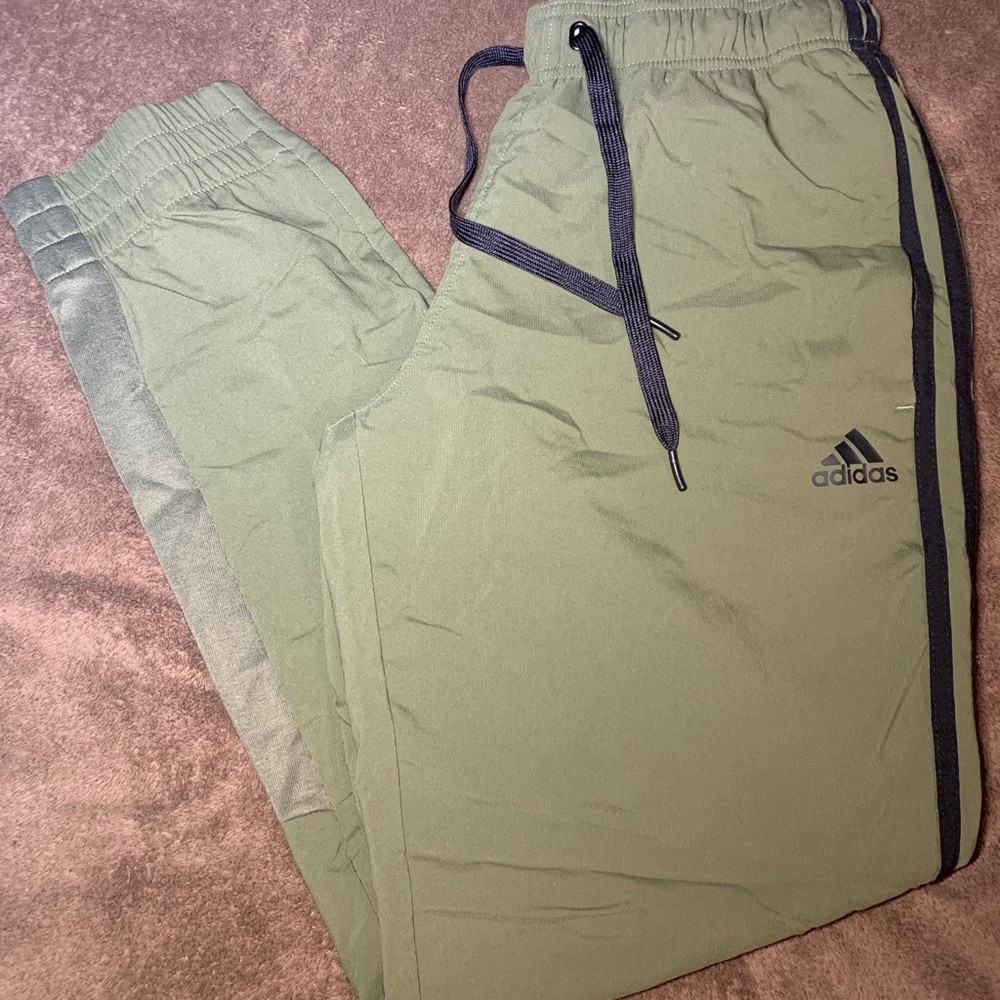 Men’s Medium Adidas Olive Green Dri/fit Joggers